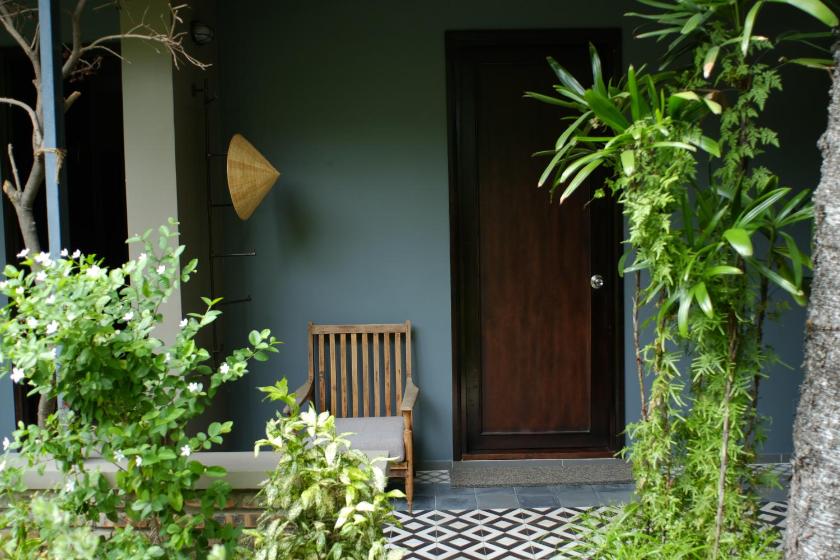 Căn Hộ Nhìn Ra Vườn Căn Hộ Nhìn Ra Vườn