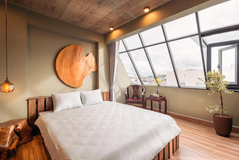 Deluxe Attic Double Room with Balcony Deluxe Attic Double Room with Balcony