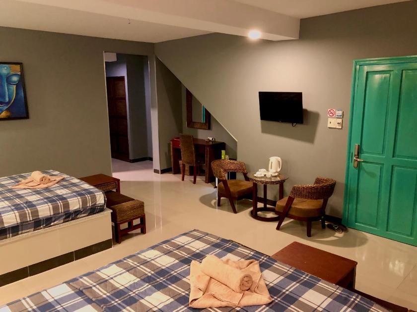 Suite Gia Đình Có Ban Công Suite Gia Đình Có Ban Công