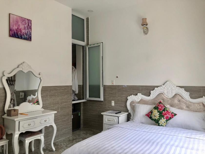 Phòng Deluxe Giường Đôi Có Bồn Tắm Phòng Deluxe Giường Đôi Có Bồn Tắm