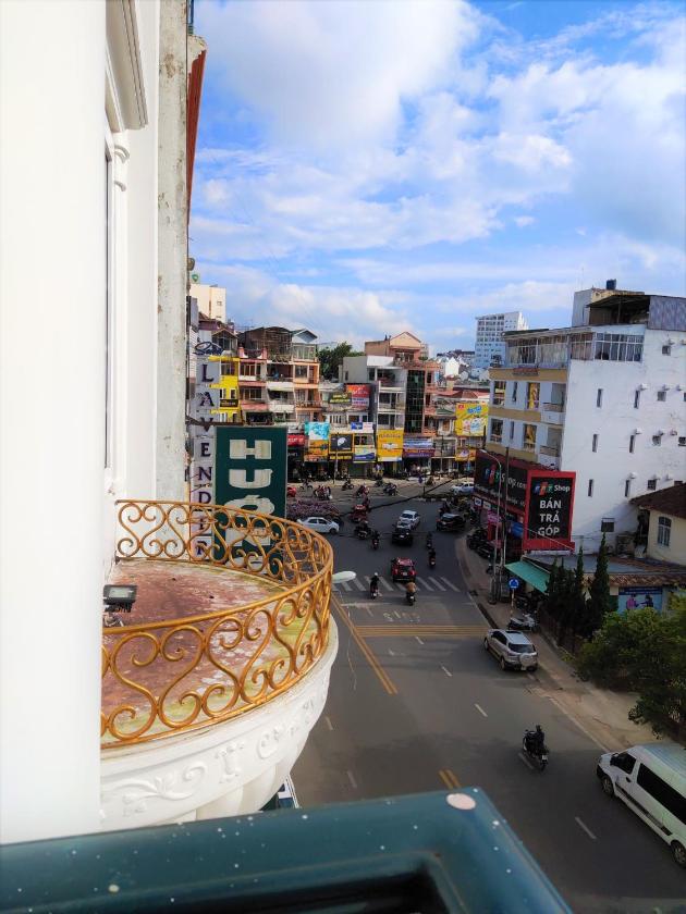 Suite Gia Đình Có Ban Công Suite Gia Đình Có Ban Công