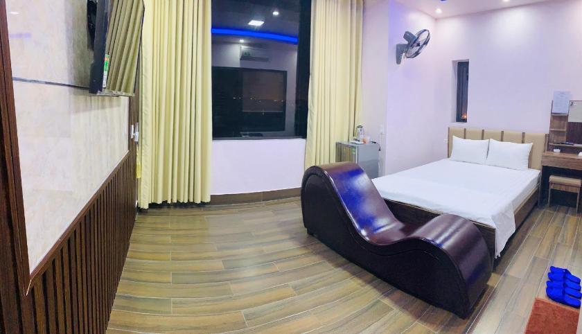 Phòng Deluxe Giường Đôi Có Bồn Tắm