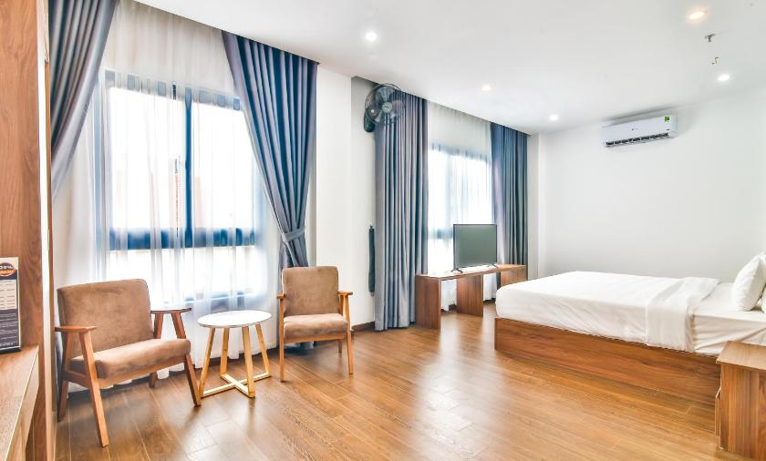 Suite Nhìn Ra Thành Phố