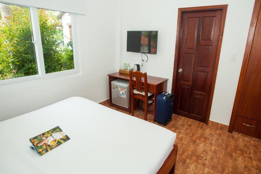 Bungalow Deluxe Giường Đôi