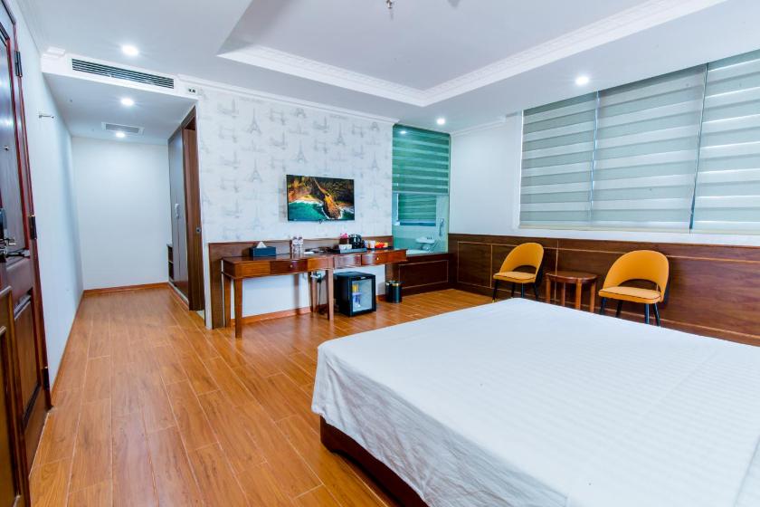 Phòng Có Giường Cỡ King Với Ban Công
