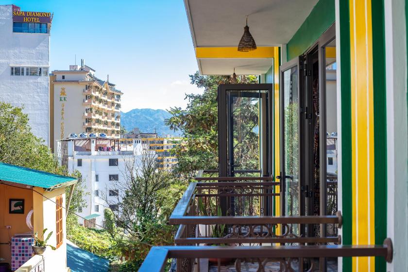 Phòng 2 giường đơn có ban công Phòng 2 giường đơn có ban công