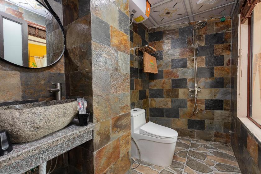 Phòng Deluxe Có Giường Cỡ Queen Phòng Deluxe Có Giường Cỡ Queen