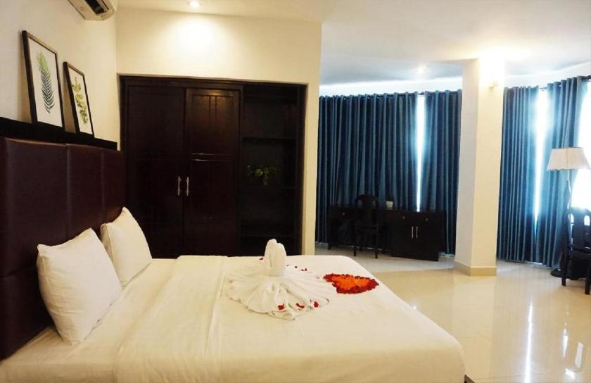 Phòng Deluxe Giường Đôi Nhìn Ra Biển Phòng Deluxe Giường Đôi Nhìn Ra Biển