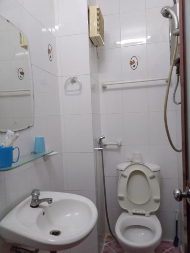 Phòng Giường Đôi Hạng Tiết Kiệm Phòng Giường Đôi Hạng Tiết Kiệm