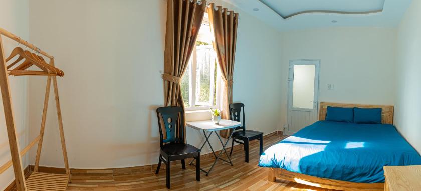 Phòng Có Giường Cỡ King Nhìn Ra Vườn