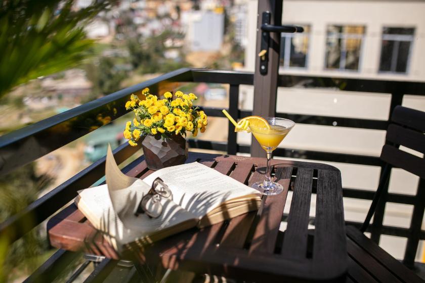 Suite Gia Đình Có Ban Công Suite Gia Đình Có Ban Công