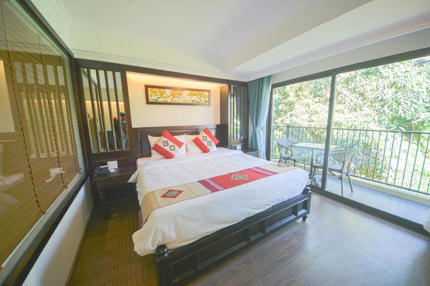 Suite Nhìn Ra Vườn