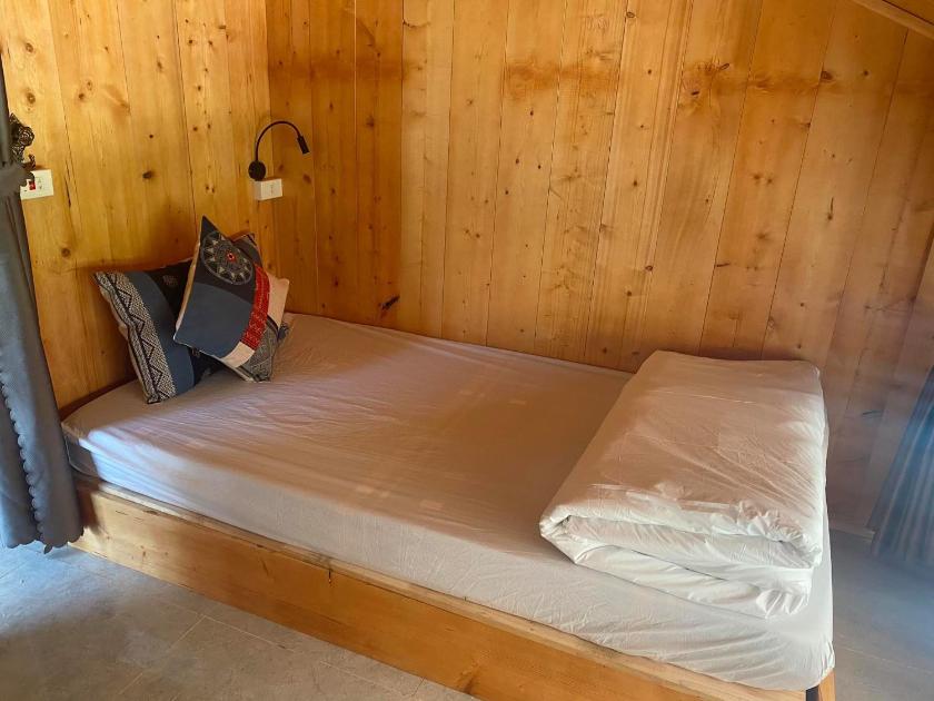 Giường Đơn Trong Phòng Ngủ Tập Thể 10 Giường