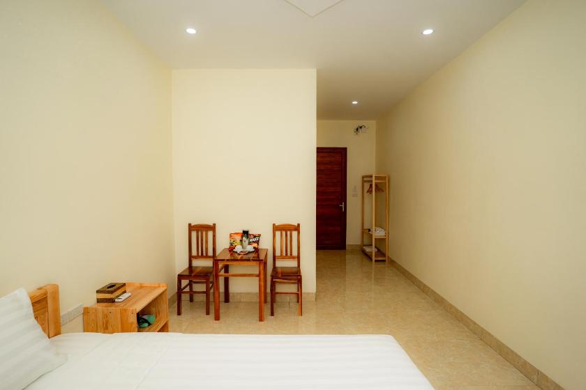 Phòng có giường cỡ King nhìn ra cảnh núi non Phòng có giường cỡ King nhìn ra cảnh núi non