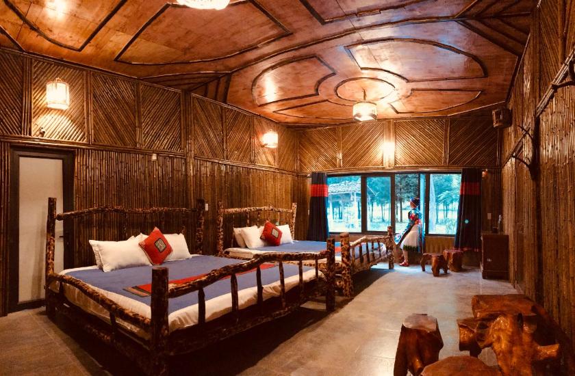 Phòng 4 Người Có Phòng Tắm Riêng