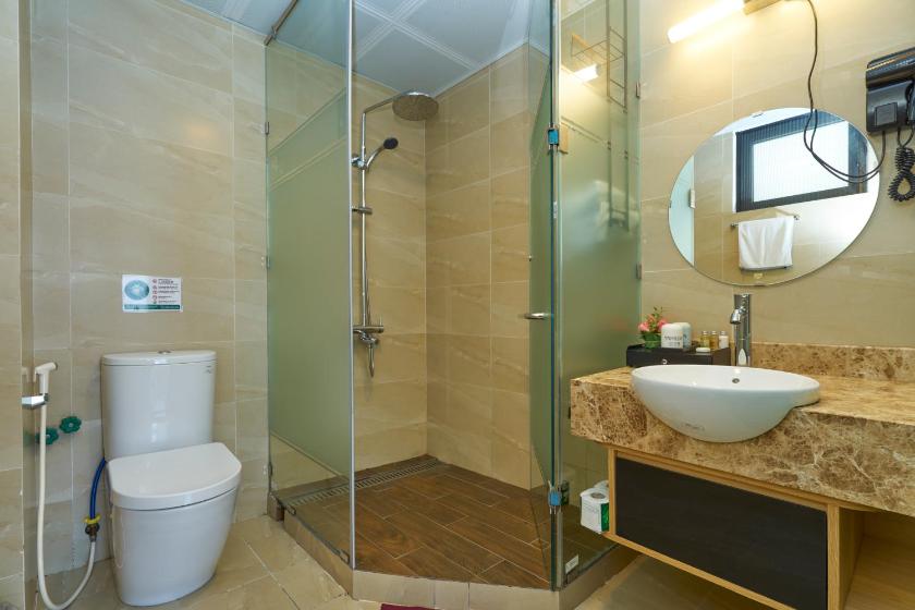 Phòng Gia Đình Có Ban Công Phòng Gia Đình Có Ban Công