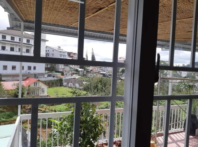 Phòng Giường Đôi Hạng Bình Dân Phòng Giường Đôi Hạng Bình Dân