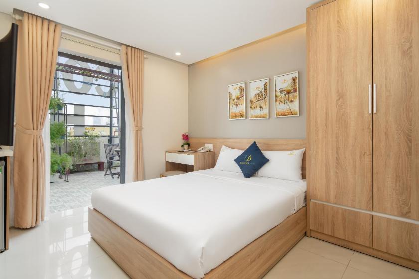 Căn Hộ Có Sân Hiên Căn Hộ Có Sân Hiên