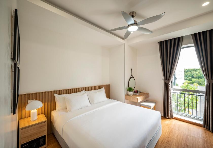 Phòng Deluxe Có Giường Cỡ King Nhìn Ra Thành Phố