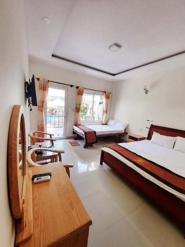 Phòng 3 Người Nhìn Ra Hồ Bơi Phòng 3 Người Nhìn Ra Hồ Bơi