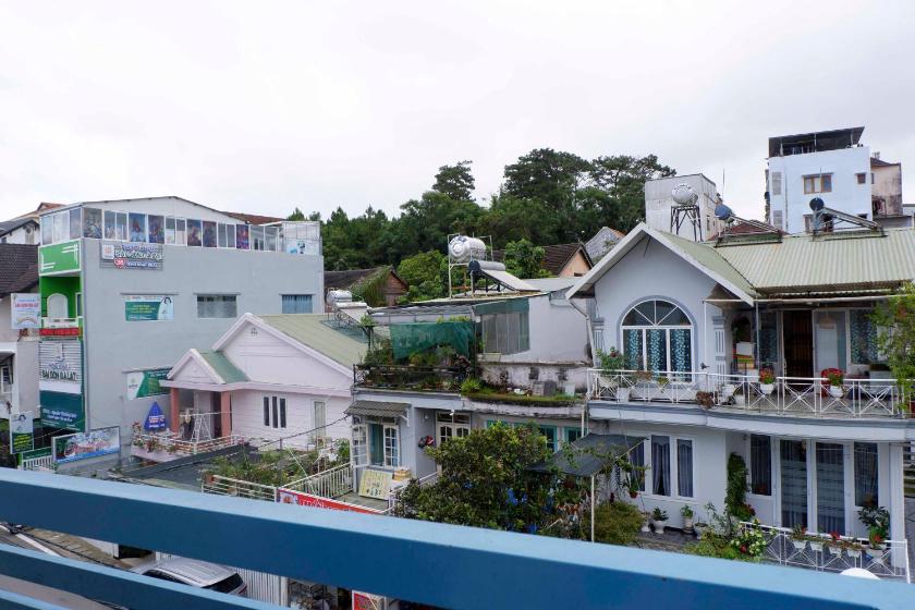 Phòng Gia Đình Có Ban Công