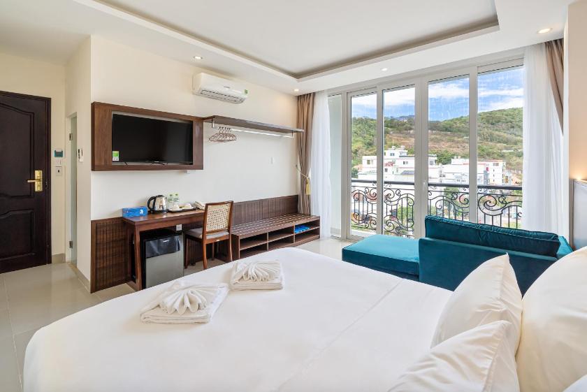 Phòng Deluxe Có Giường Cỡ King Phòng Deluxe Có Giường Cỡ King