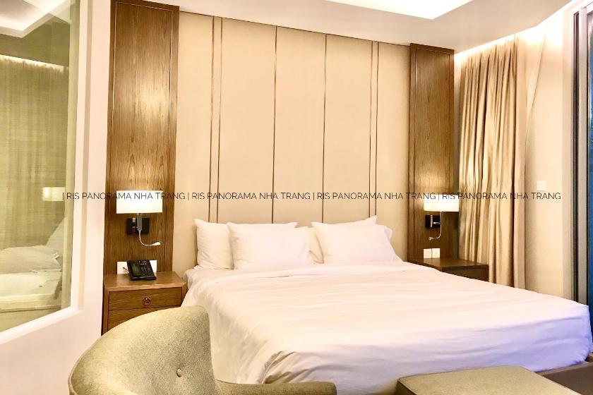 Studio Có Giường Cỡ Queen