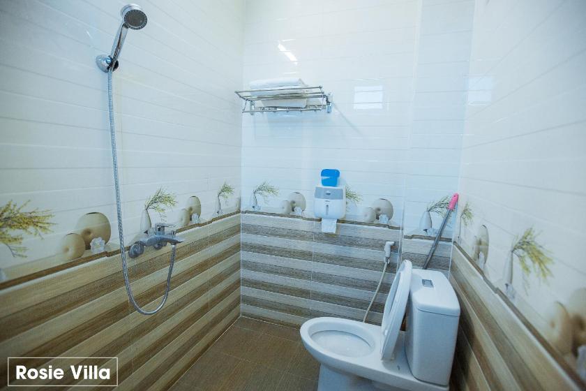 Phòng Deluxe Giường Đôi Có Ban Công Phòng Deluxe Giường Đôi Có Ban Công