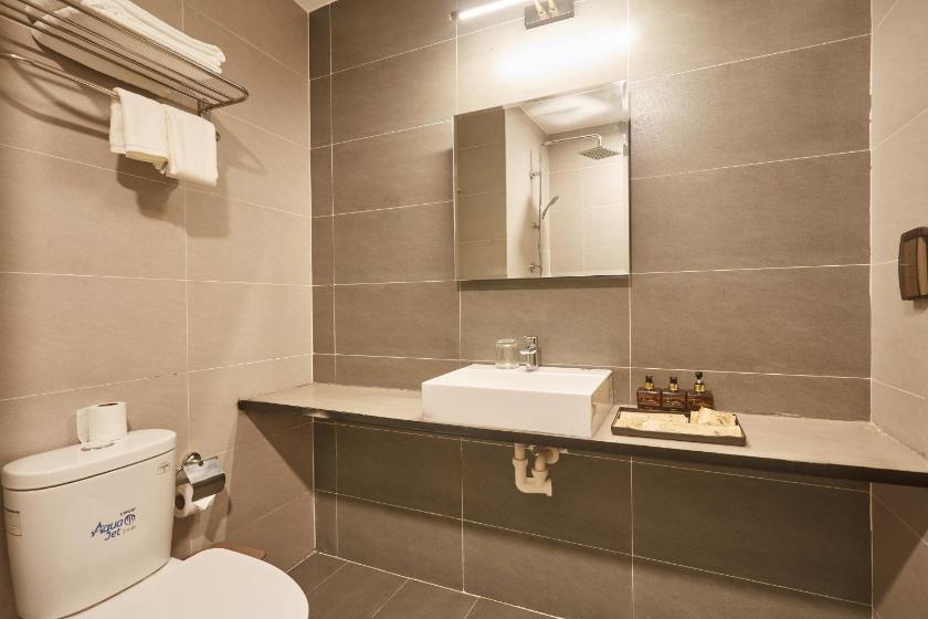 Phòng Gia Đình Có Ban Công