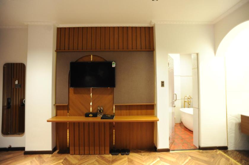 Phòng Giường Đôi Nhìn Ra Hồ Nước Phòng Giường Đôi Nhìn Ra Hồ Nước