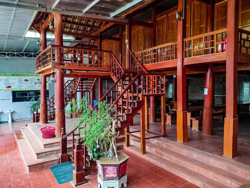 Phòng Ngủ Tập Thể Cho Cả Nam Và Nữ