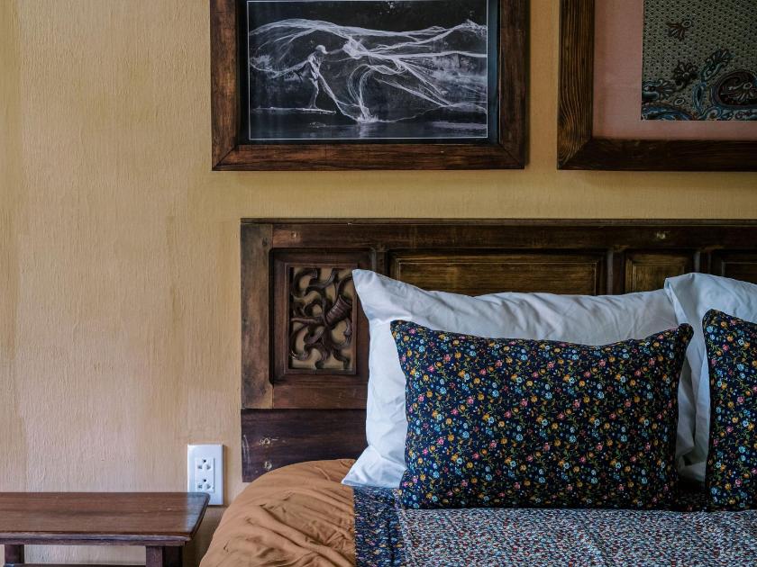 Suite Nhìn Ra Sông