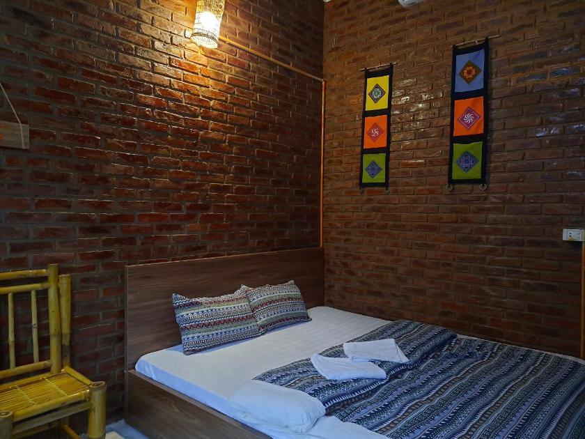 Phòng Giường Đôi Hạng Bình Dân