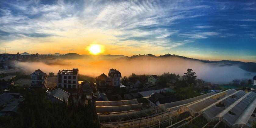 Phòng 4 Người Có Ban Công Phòng 4 Người Có Ban Công