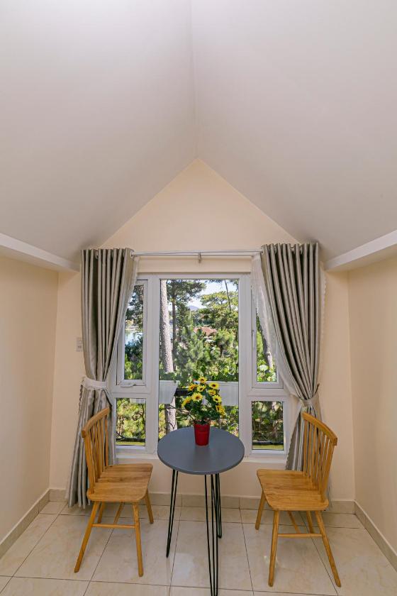 Phòng Cổ Điển Cho 4 Người Phòng Cổ Điển Cho 4 Người