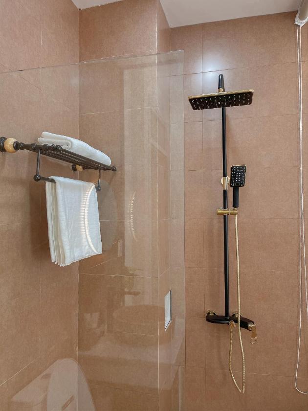 Phòng Deluxe Có Giường Cỡ King