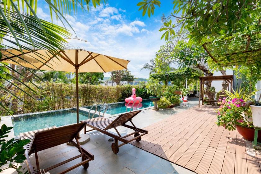 Biệt Thự Có Hồ Bơi Riêng Biệt Thự Có Hồ Bơi Riêng