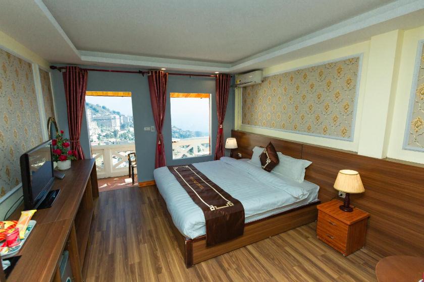 Phòng Deluxe Giường Đôi
