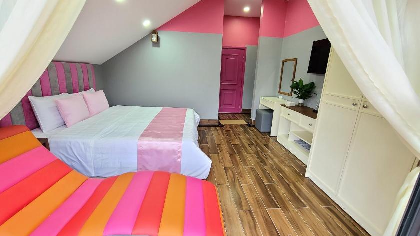 Superior King Room - Attic Superior King Room - Attic