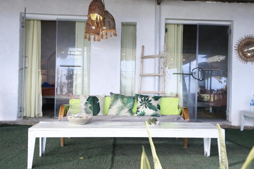 Studio Nhìn Ra Biển Studio Nhìn Ra Biển