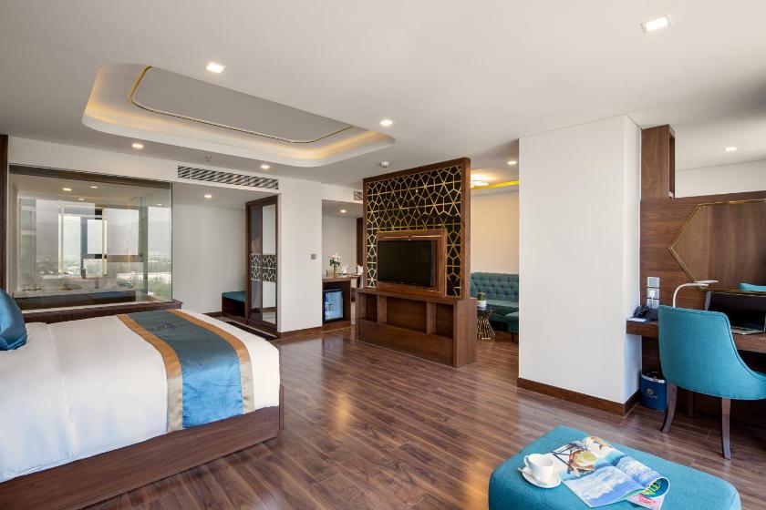 Suite Junior Giường cỡ King Nhìn ra Một góc Biển