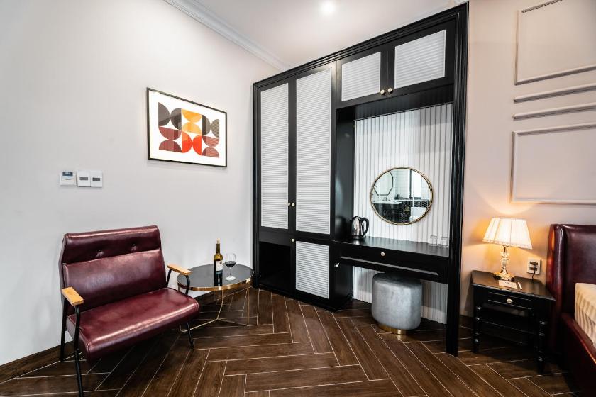 Phòng Deluxe Giường Đôi Có Ban Công Phòng Deluxe Giường Đôi Có Ban Công