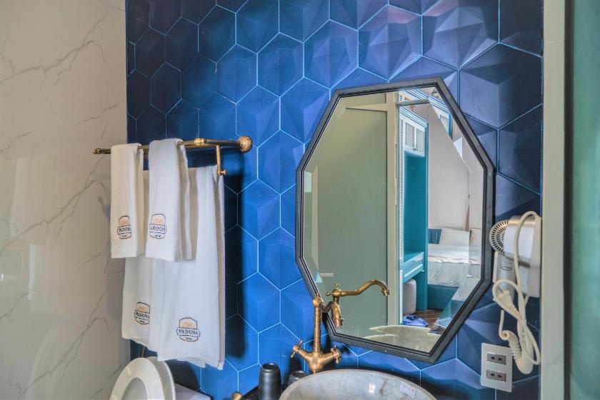 Phòng Deluxe 4 Người Phòng Deluxe 4 Người