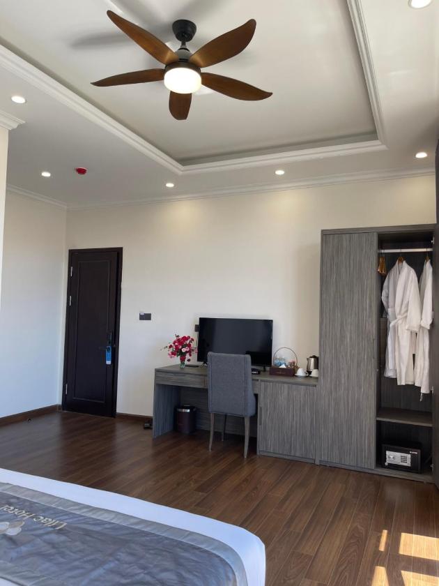 Phòng Deluxe Giường Đôi Có Ban Công Phòng Deluxe Giường Đôi Có Ban Công