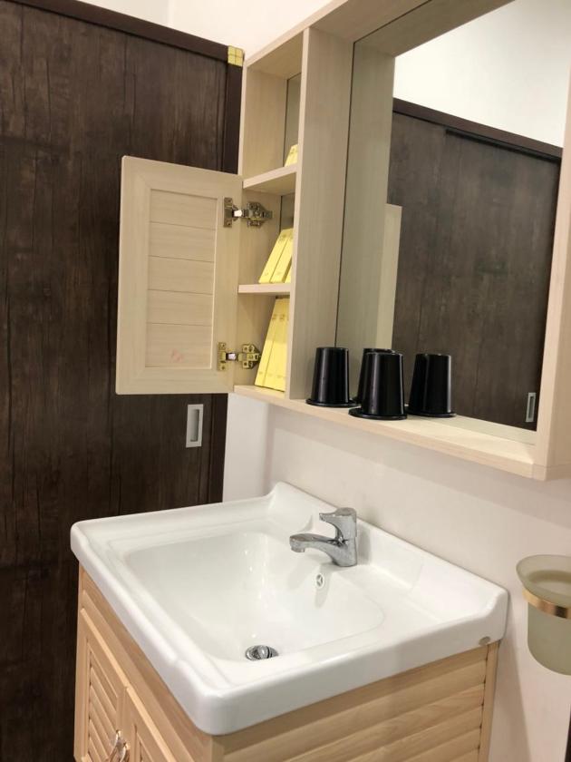 Phòng Ngủ Tập Thể Cho Cả Nam Và Nữ