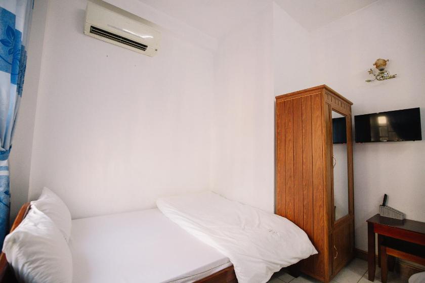 Phòng 3 Người Hạng Tiết Kiệm Phòng 3 Người Hạng Tiết Kiệm