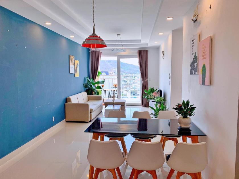 Căn hộ nhìn ra Hồ Căn hộ nhìn ra Hồ