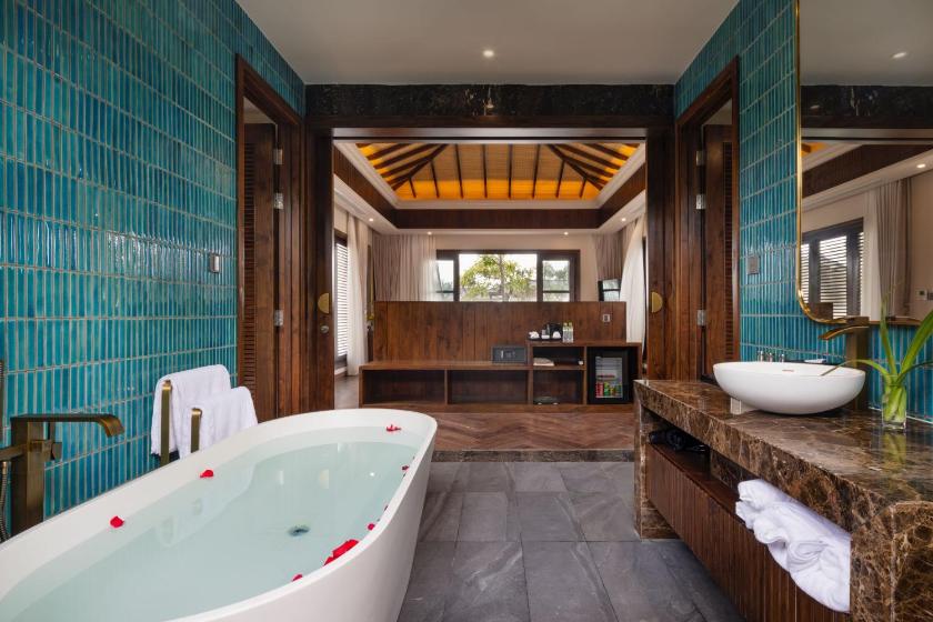 Biệt Thự Nhìn Ra Vườn Biệt Thự Nhìn Ra Vườn