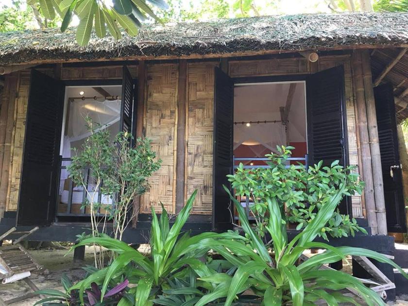 Bungalow Nhin Ra Vườn