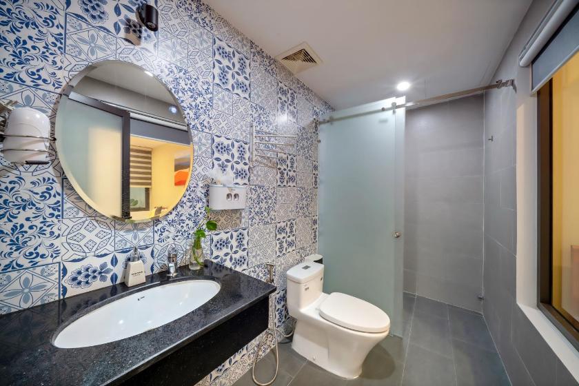 Phòng Deluxe Có Giường Cỡ Queen Phòng Deluxe Có Giường Cỡ Queen